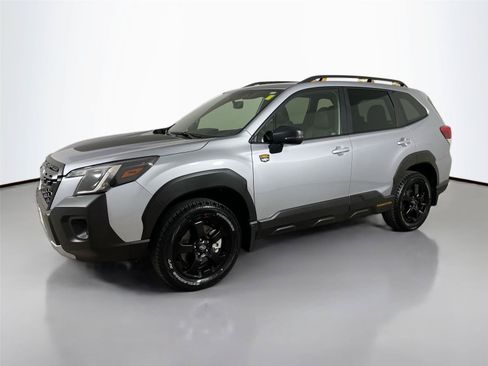 Used 2025 Subaru Forester Wilderness w/ Wilderness Package AWD/4WD image 8