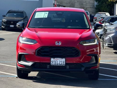 Certified 2025 Honda HR-V Sport image 9