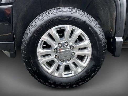 Used 2022 GMC Sierra 2500 Denali w/ Denali Ultimate Package image 8