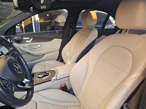 Certified 2018 Mercedes-Benz C 300 Sedan image 6