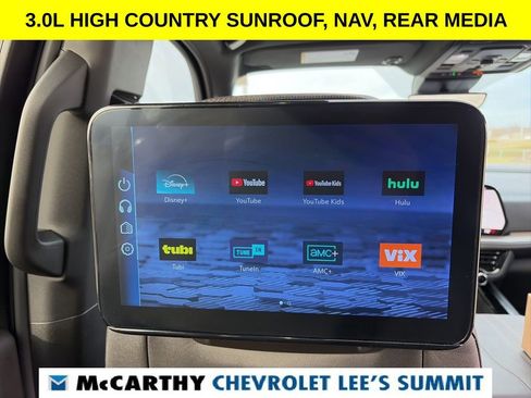 Used 2025 Chevrolet Tahoe High Country image 8