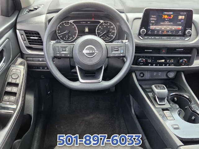 Used 2024 Nissan Rogue SV FWD image 11