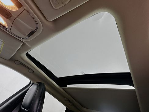 Used 2015 Jeep Cherokee Limited w/ Trailer Tow Group image 26