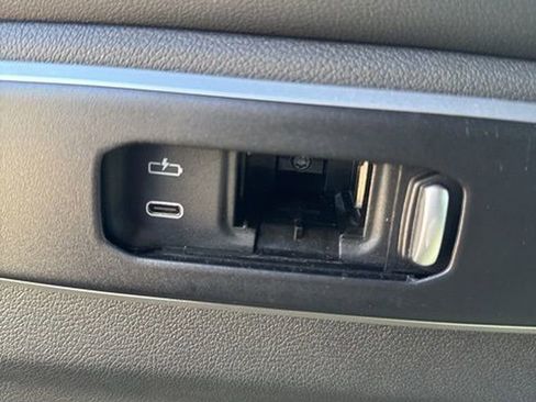 Used 2024 BMW X5 sDrive40i image 30