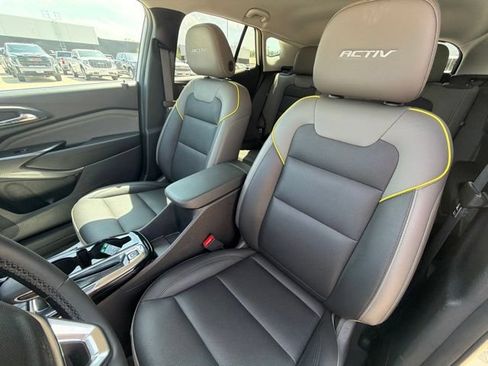 Certified 2024 Chevrolet Trax ACTIV w/ Driver Confidence Package FWD image 20