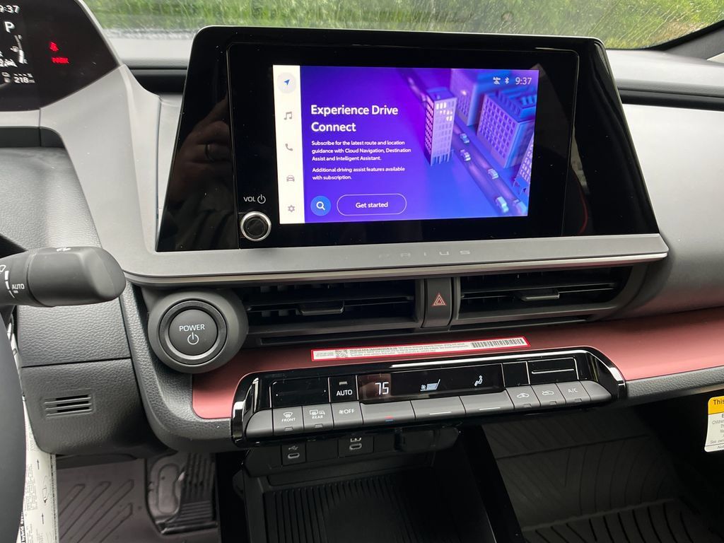 New 2026 Toyota Prius Plug-In Hybrid FWD image 16