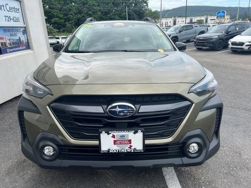 Used 2024 Subaru Outback Premium w/ Popular Package #1 AWD/4WD image 8