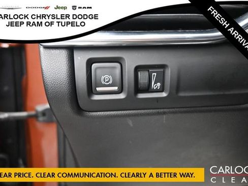 Used 2020 Cadillac XT4 Sport w/ Driver Awareness Package FWD image 26