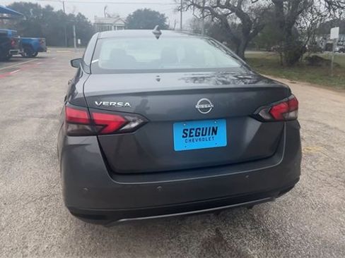 Used 2025 Nissan Versa SV image 7