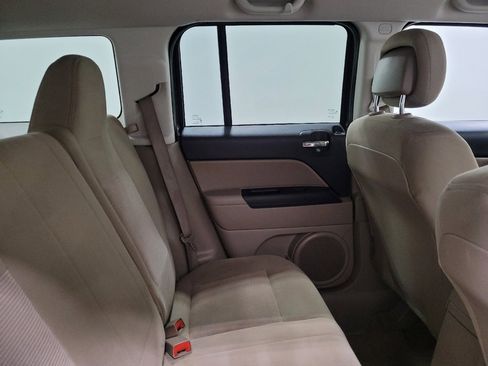 Used 2014 Jeep Patriot Sport w/ Power Value Group AWD/4WD image 19