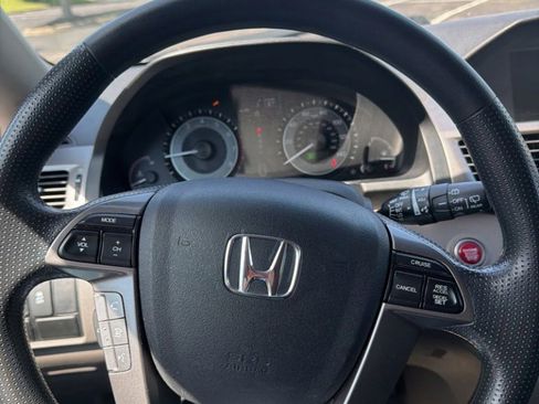 Used 2015 Honda Odyssey EX image 17
