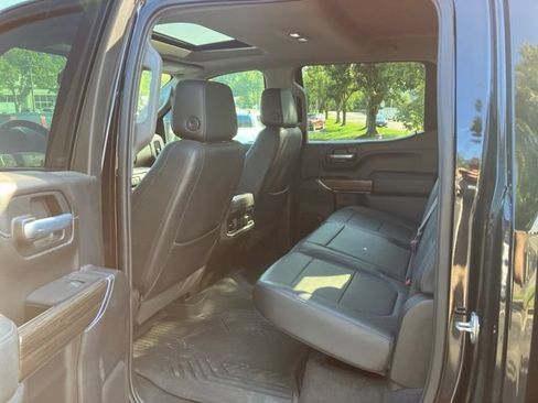 Used 2021 Chevrolet Silverado 1500 LT Trail Boss w/ Convenience Package II AWD/4WD image 17