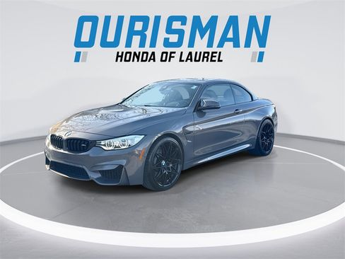 Used 2017 BMW M4 Convertible image 4