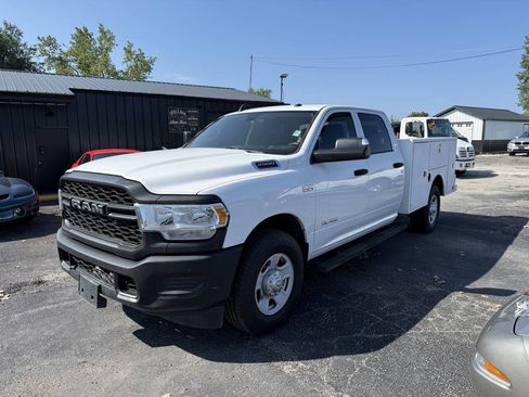 Used 2020 RAM 2500 Tradesman RWD image 1