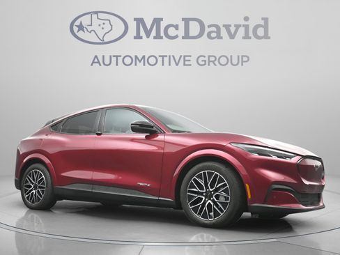 Used 2025 Ford Mustang Mach-E Premium RWD image 26