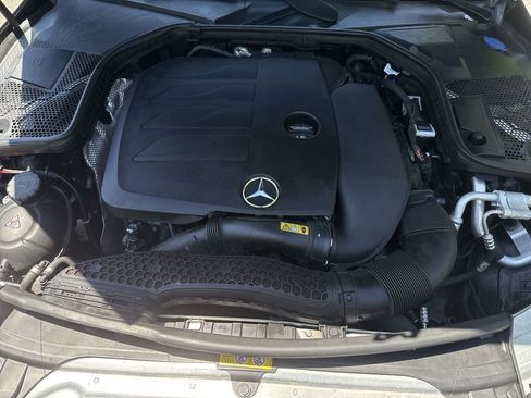 Used 2019 Mercedes-Benz C 300 4MATIC Sedan image 18