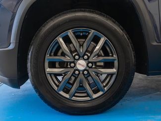 Used 2019 GMC Acadia SLT FWD video 2