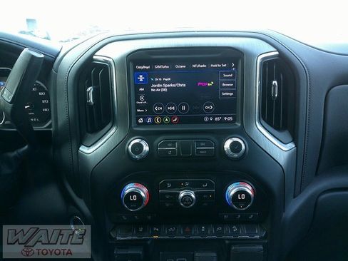 Used 2021 GMC Sierra 2500 Denali image 16