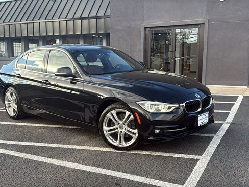 Used 2017 BMW 330i xDrive Sedan image 1