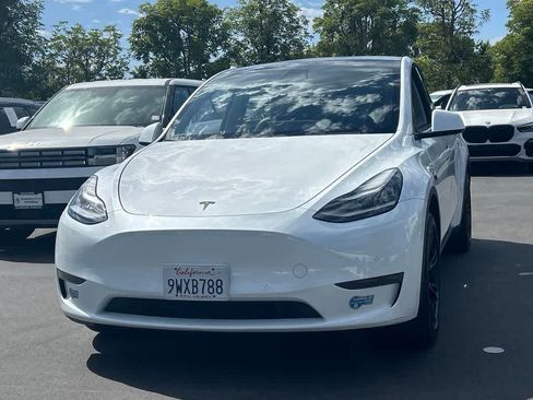 Used 2020 Tesla Model Y Performance AWD/4WD image 1