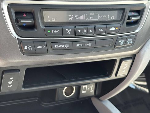 Used 2019 Honda Ridgeline RTL-T image 12