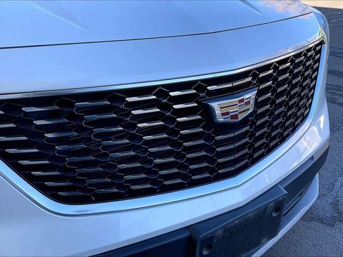 Used 2019 Cadillac XT4 Premium Luxury image 29