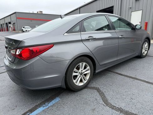Used 2013 Hyundai Sonata GLS w/ Popular Equipment Pkg FWD image 4