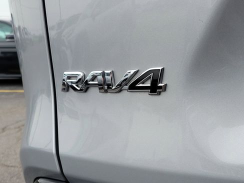 Used 2024 Toyota RAV4 XSE w/ Weather Package AWD/4WD image 6