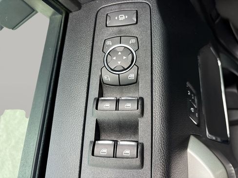 Used 2020 Ford F350 Lariat w/ Lariat Ultimate Package image 16