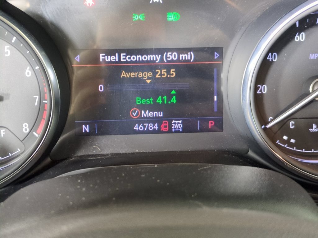 Used 2021 Buick Encore GX Essence AWD/4WD image 19