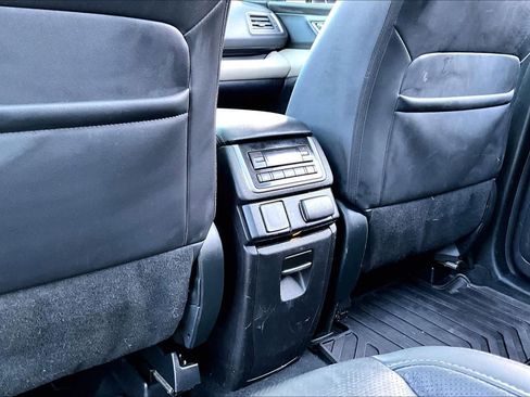 Used 2019 Subaru Ascent Limited w/ Popular Package #3 image 33