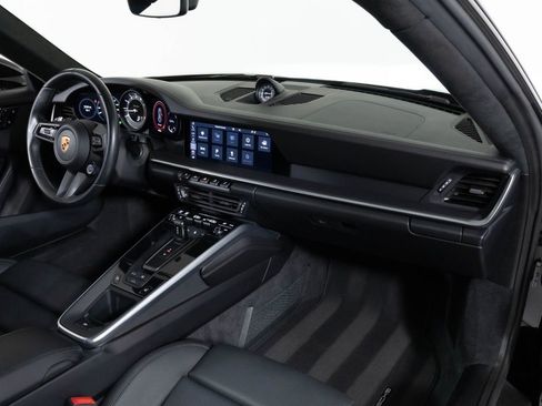 Used 2021 Porsche 911 Turbo image 30