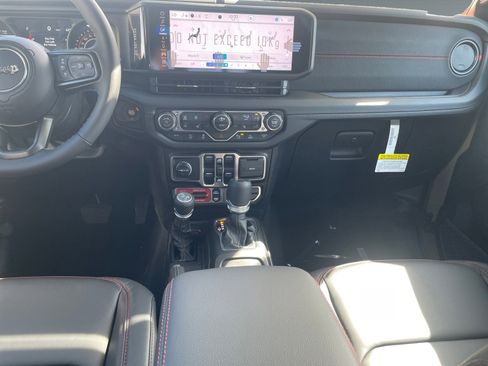 New 2026 Jeep Gladiator Rubicon AWD/4WD image 11