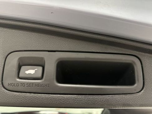 Used 2022 Honda CR-V Touring image 24