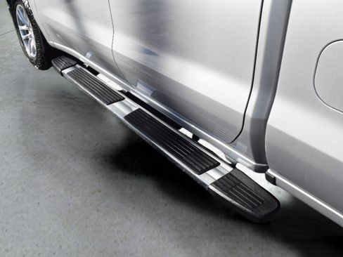 Used 2019 Chevrolet Silverado 1500 LT w/ All-Star Edition image 10