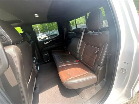 Used 2024 GMC Sierra 1500 Denali w/ Denali Reserve Package AWD/4WD image 15