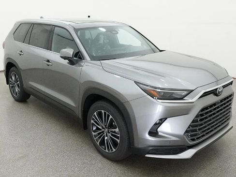 New 2026 Toyota Grand Highlander AWD Hybrid image 35