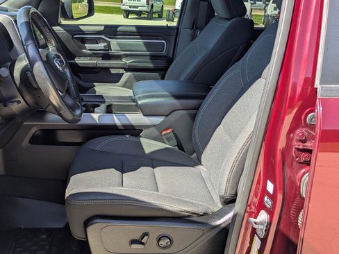 Used 2022 RAM 1500 Big Horn AWD/4WD image 8