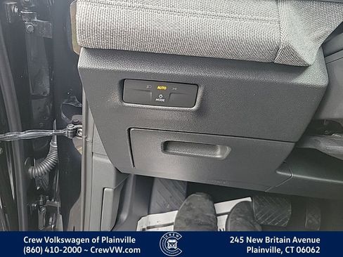 Certified 2025 Volkswagen Tiguan S image 12