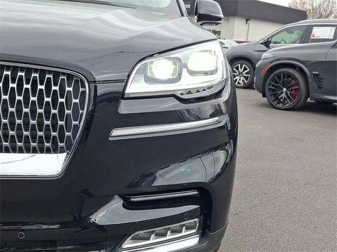 Used 2020 Lincoln Aviator Reserve image 9