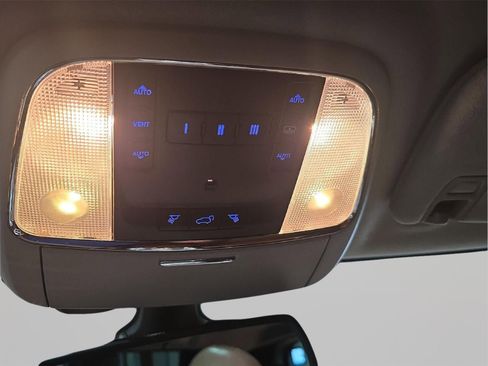 Used 2016 Jeep Grand Cherokee Summit image 20