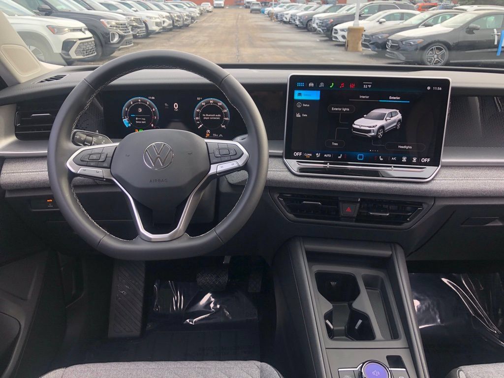 Used 2026 Volkswagen Tiguan S AWD/4WD image 9