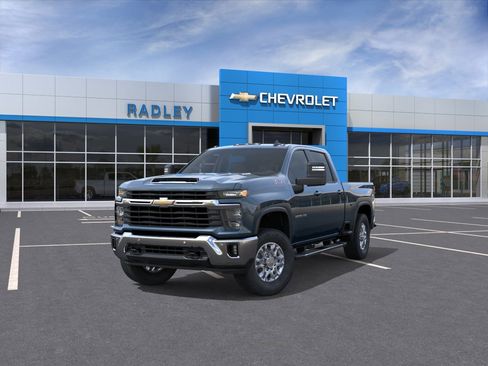 New 2026 Chevrolet Silverado 3500 LT w/ All Star Edition AWD/4WD image 8