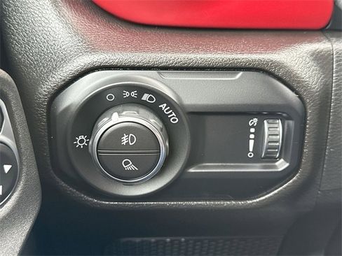 Used 2023 Jeep Gladiator Rubicon w/ LED Lighting Group image 34