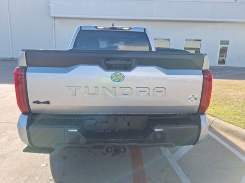 Used 2024 Toyota Tundra SR5 image 5