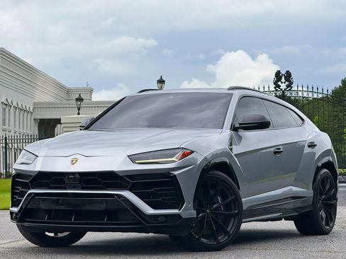 Used 2019 Lamborghini Urus AWD/4WD image 1