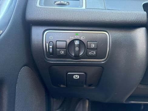 Used 2017 Volvo XC60 T6 Dynamic w/ Advanced Package AWD/4WD image 13