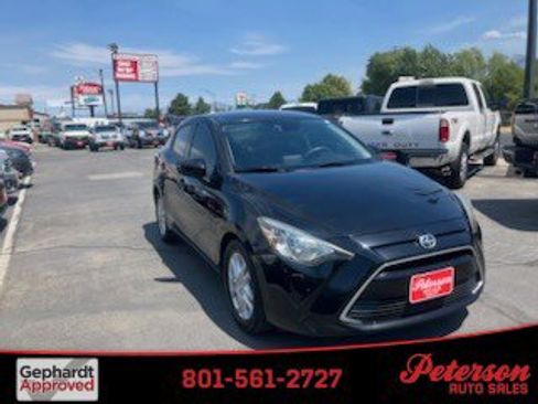 Used 2016 Scion iA image 1