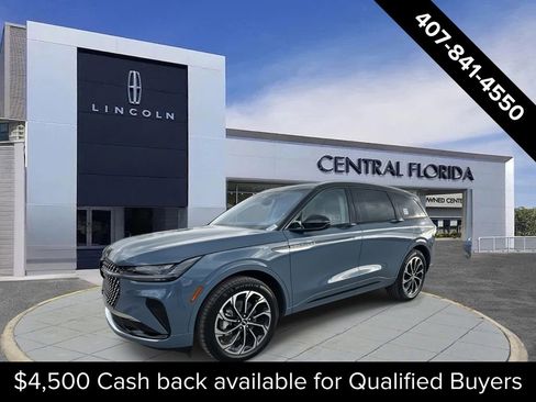 New 2026 Lincoln Nautilus Reserve image 7