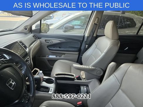Used 2017 Honda Pilot EX-L image 2